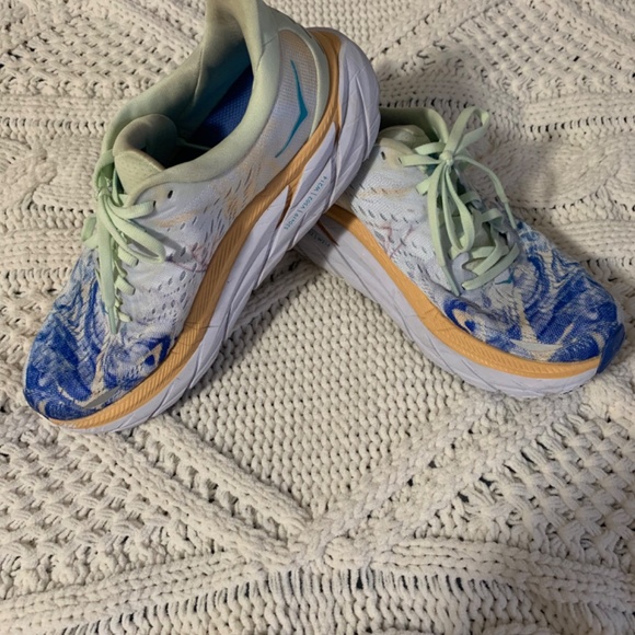 Hoka Clifton 8 - Picture 4 of 6